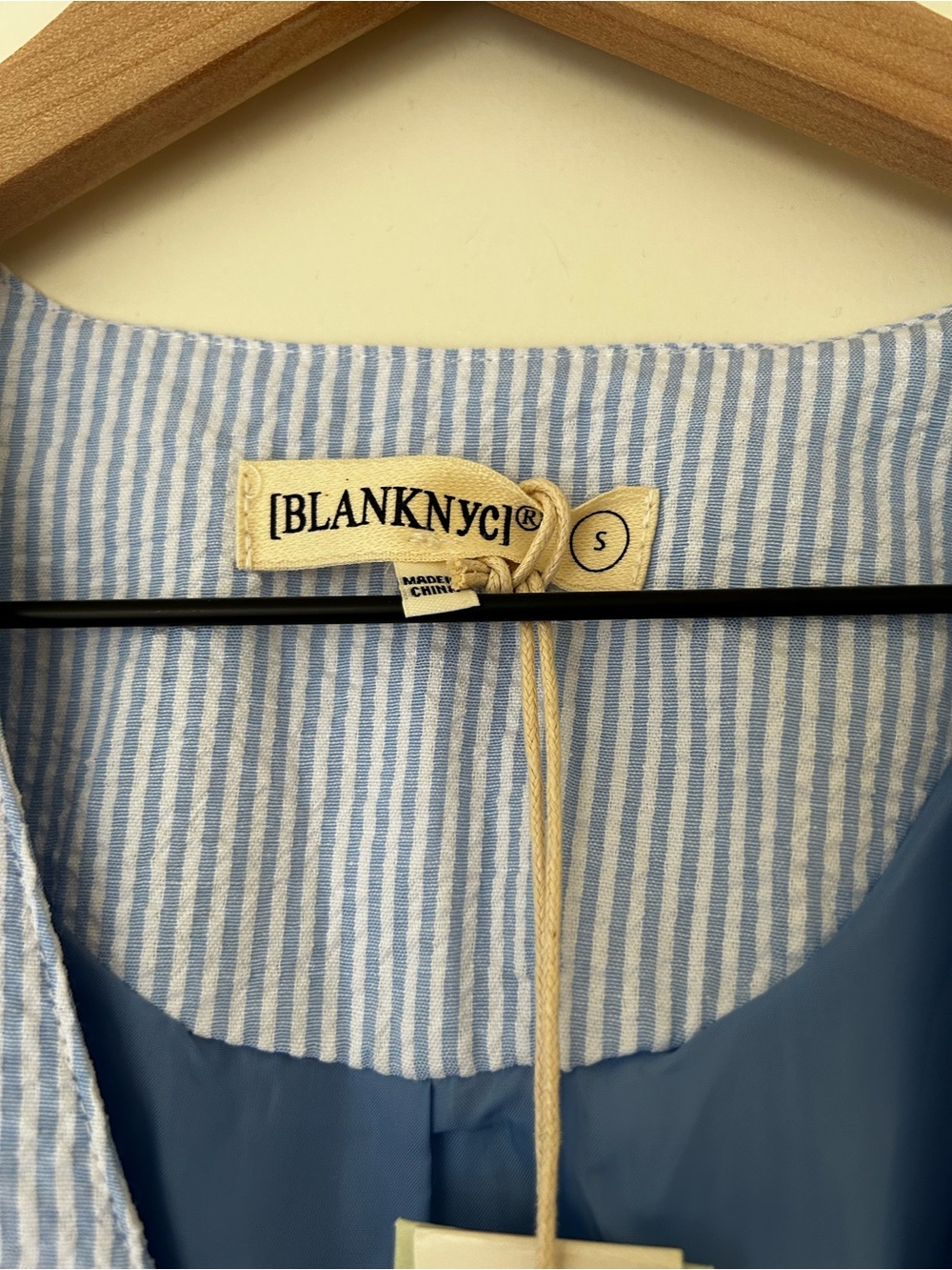 Blank NYC Blue and White Striped Seersucker Vest - Picture 6 of 6